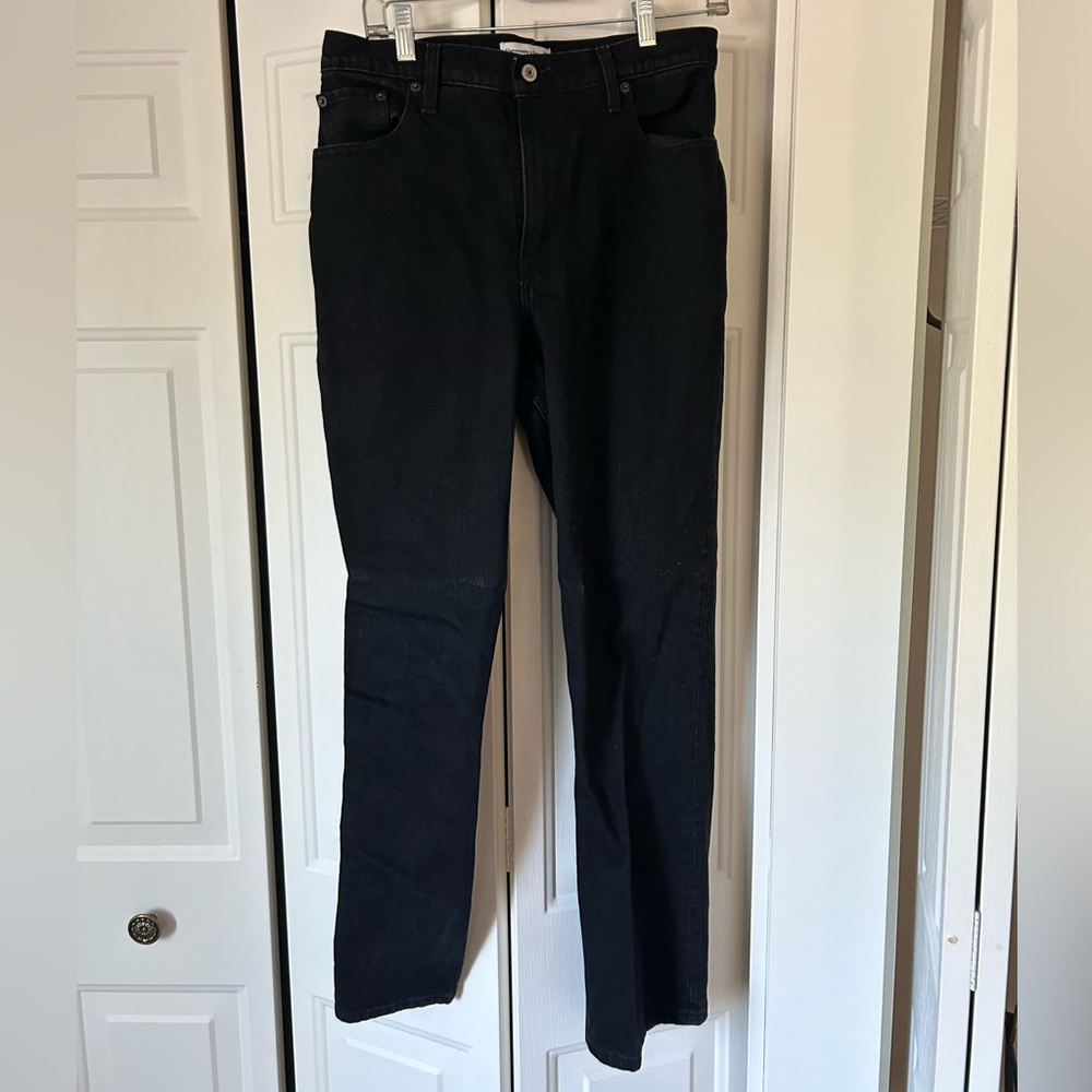The 90’s Straight Ultra High Rise Abercrombie Jeans